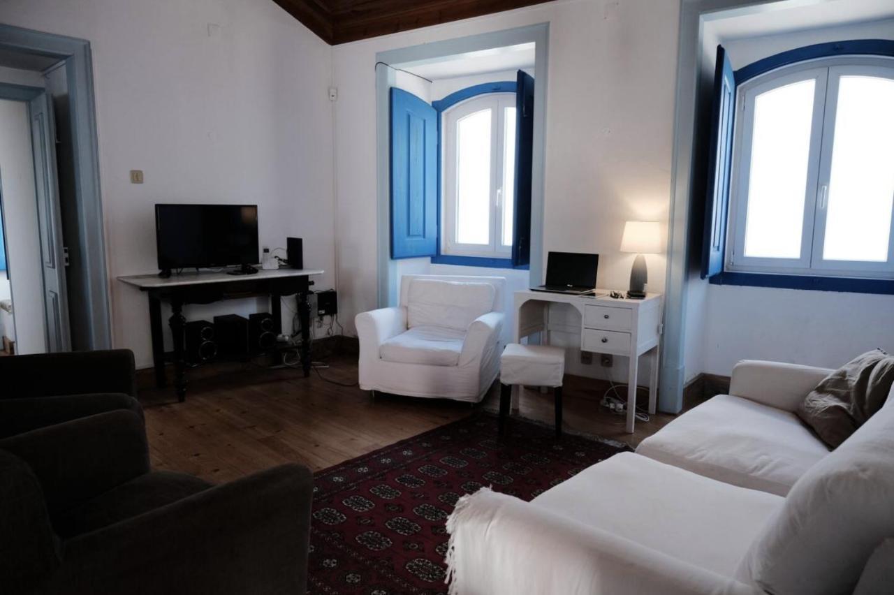 Azoia 10 - Hostel & Casas De Campo Azoia de Baixo 外观 照片